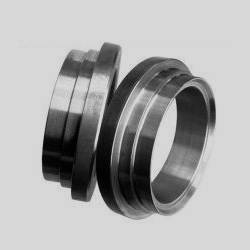 Gesmede stalen ringen