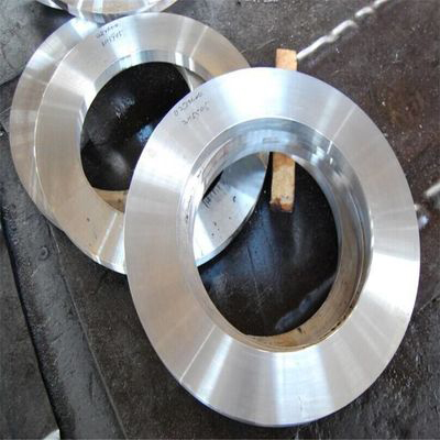 Zwaar uitgevoerde gesmede stalen schijven - 1500 mm buitendiameter ruw bewerkte industriële blanks